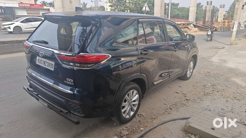 Toyota Innova Hycross 2.0 Gx 7 Str, 2023, Diesel
