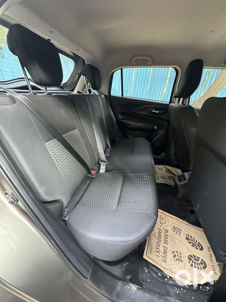 Maruti Suzuki Swift Zxi Plus Amt Dual Tone, 2024, Petrol