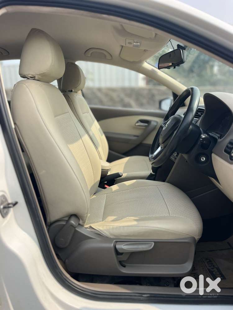 Skoda Rapid 1.6 Mpi At Style, 2016, Petrol