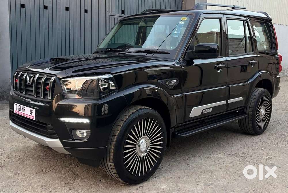 Mahindra Scorpio Classic, 2026, Diesel