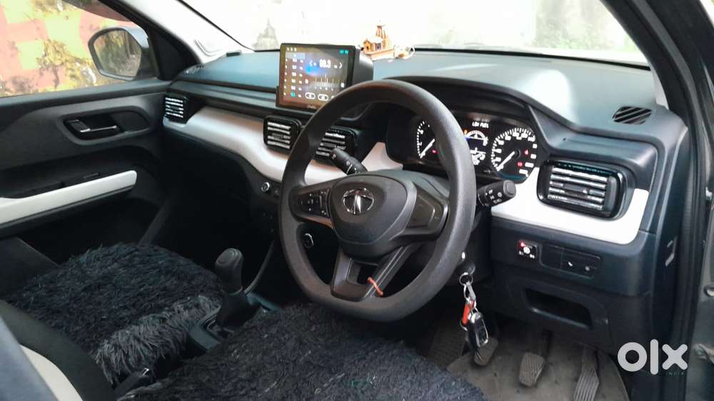 Tata Nexon, 2023, Cng & Hybrids