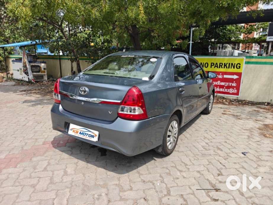 Toyota Etios 1.5 V, 2017, Petrol