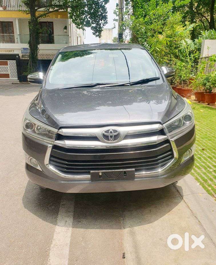 Toyota Innova Crysta 2.4 V 7 Str, 2018, Diesel