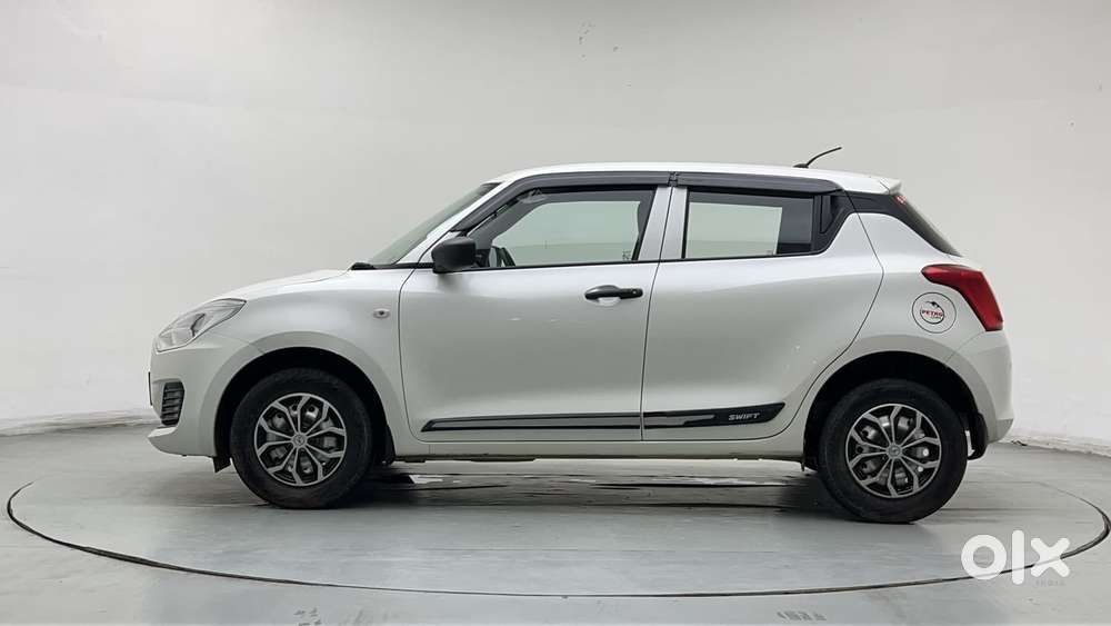 Maruti Suzuki Swift 1.3 Lxi, 2023, Petrol