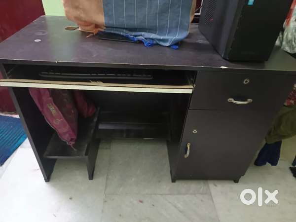 Computer Table