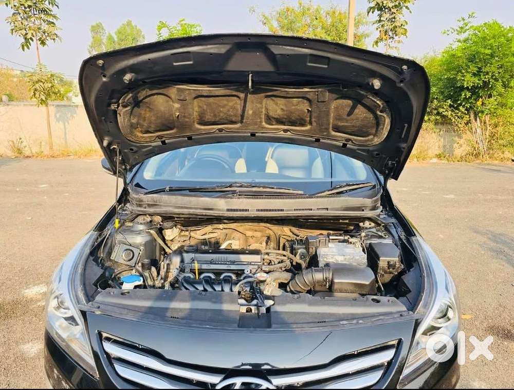 Hyundai Petrol Manual 2016