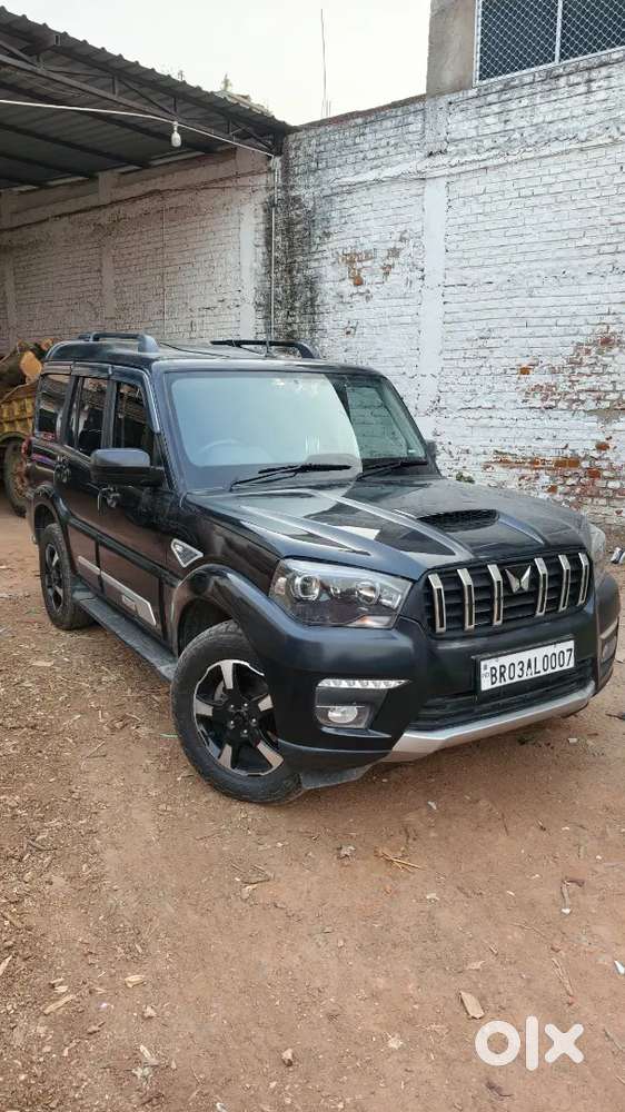 Mahindra Scorpio Classic 2023 Diesel 47000 Km Driven