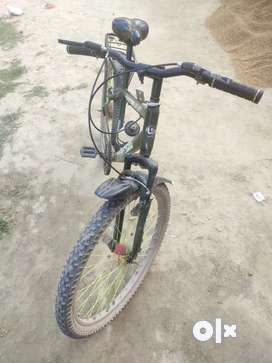 Splendor Bicycles for sale in Gopalganj Second Hand Cycles in