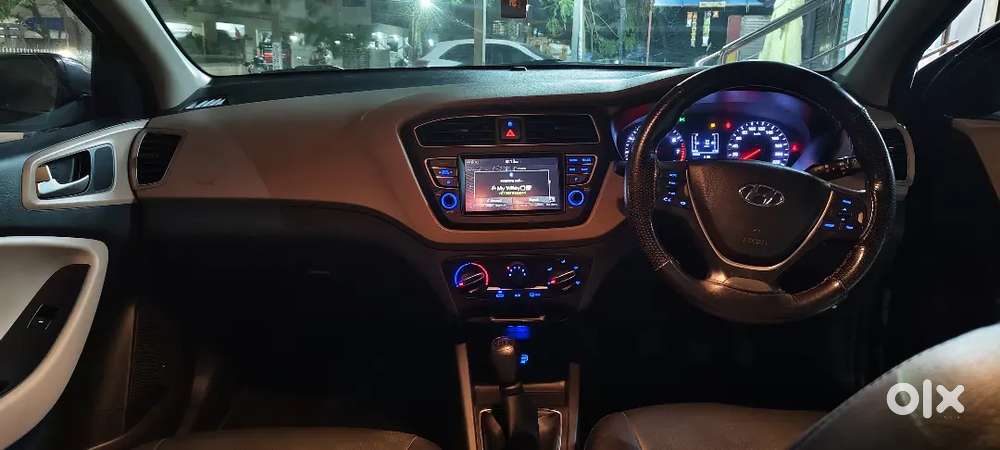 Hyundai I20 Sportz Plus, Fully Showroom Maintained ( Till Date )