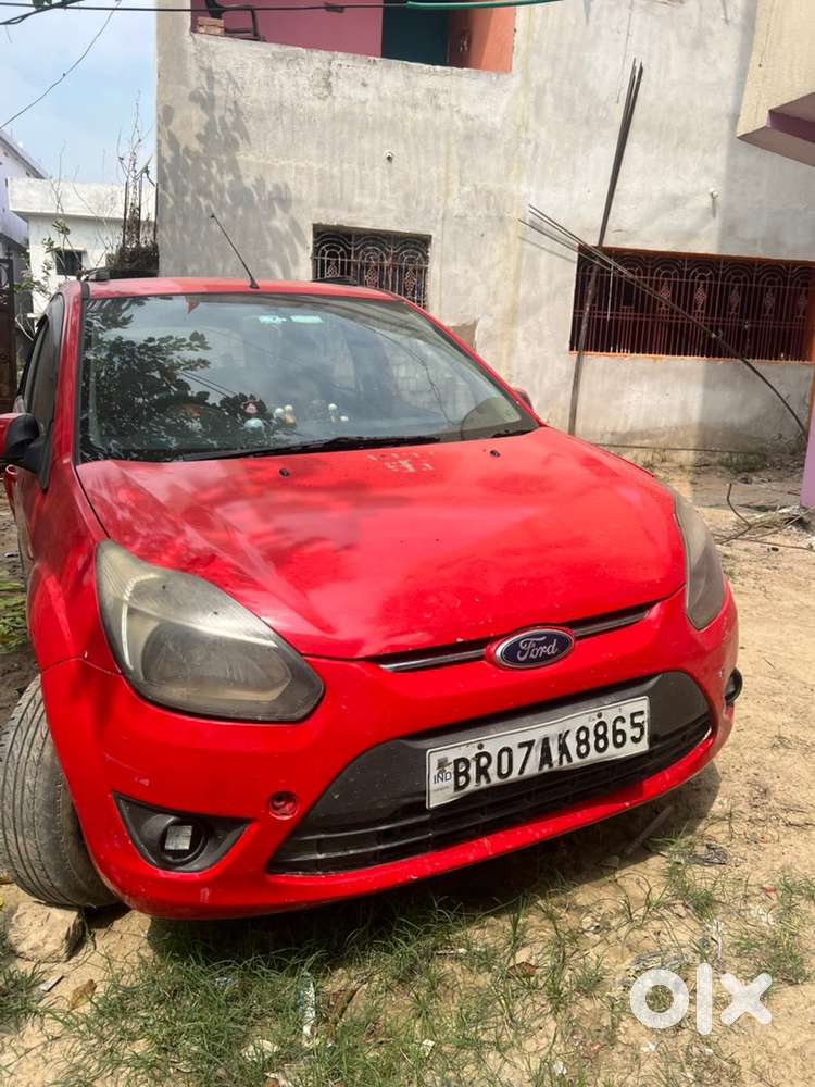 Ford Figo Petrol Titanium 2011