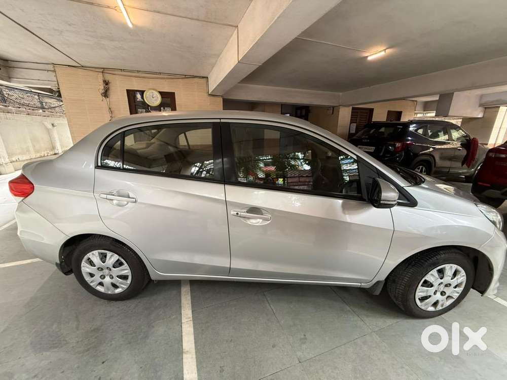 Honda Amaze 2016 Petrol Well Maintained