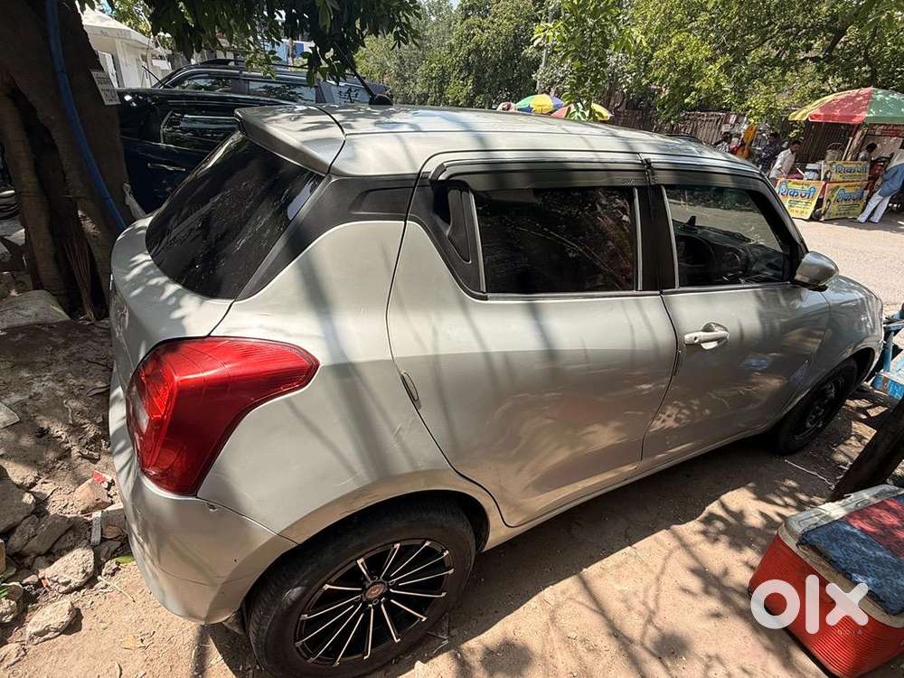 Maruti Suzuki Swift 2022 Well Maintained (cng Outside Fitting)