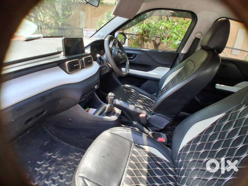 Tata Punch 1.2 Revotron Creative Dual Tone, 2022, Petrol