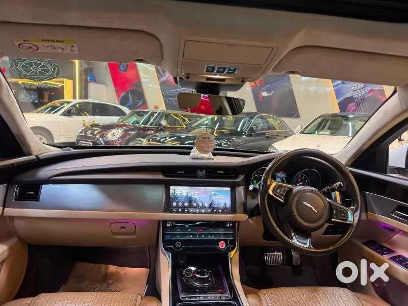 Jaguar Xf, 2019, Petrol