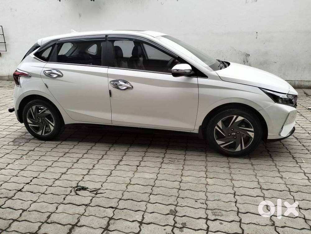 Hyundai New I20 1.2 Asta (o) Mt, 2021, Petrol
