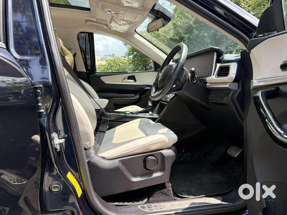 Mahindra Xuv700, 2024, Petrol