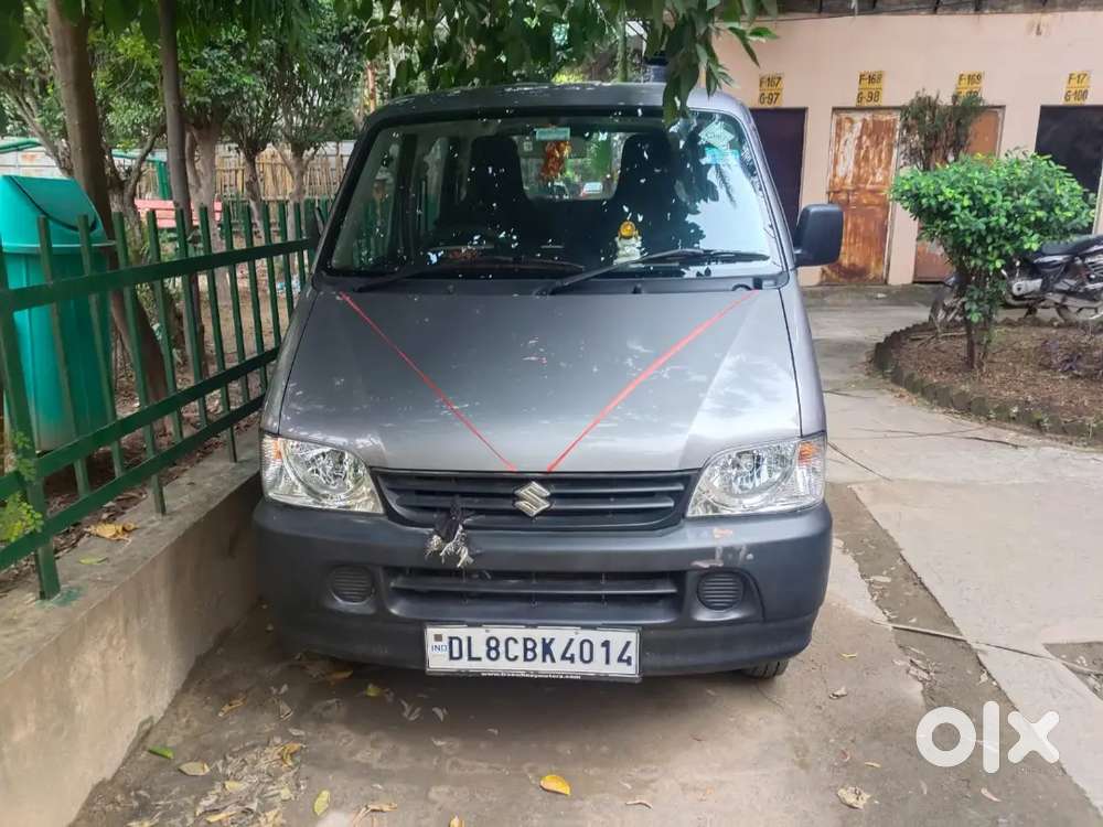 Maruti Suzuki Eeco 2025 Cng & Hybrids 1300 Km Driven