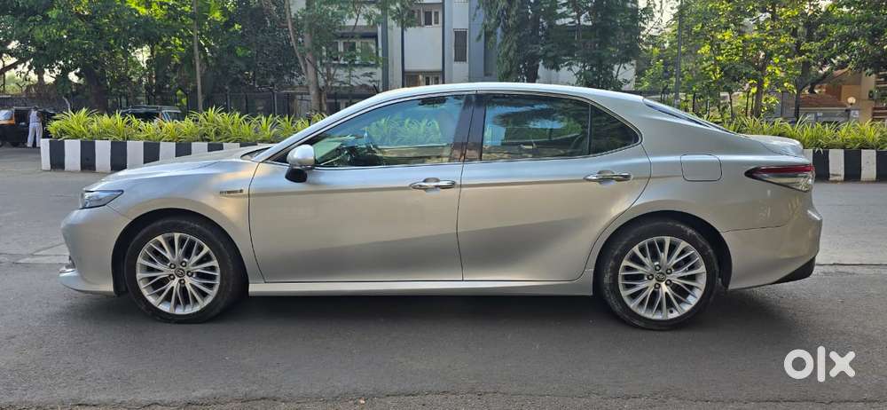 Toyota Camry 2.5 Hybrid, 2019, Petrol