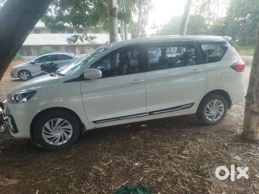 Maruti Suzuki Ertiga Vxi 2022