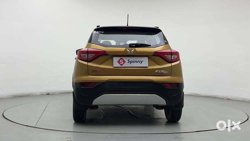 Mahindra Xuv300 W8 Option, 2022, Petrol
