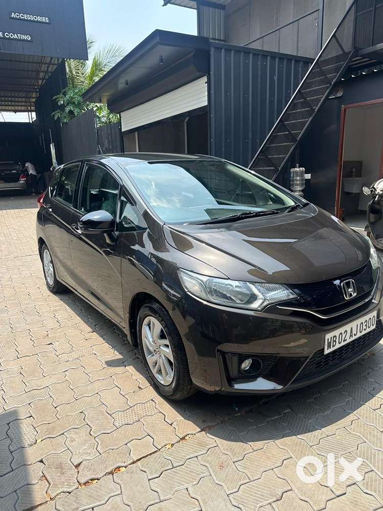 Honda Jazz 2015 Diesel Well Maintained