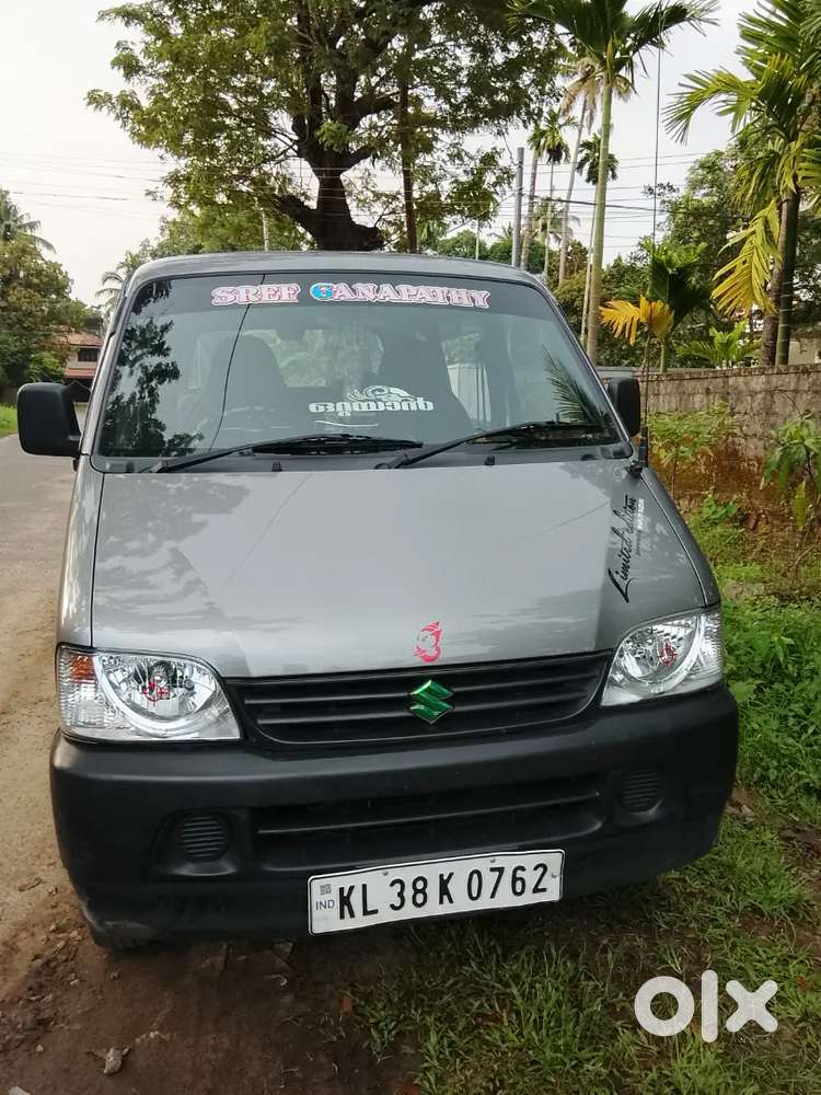 Good Condition Vehicle Model 2022 5 Ceat Ac Cng