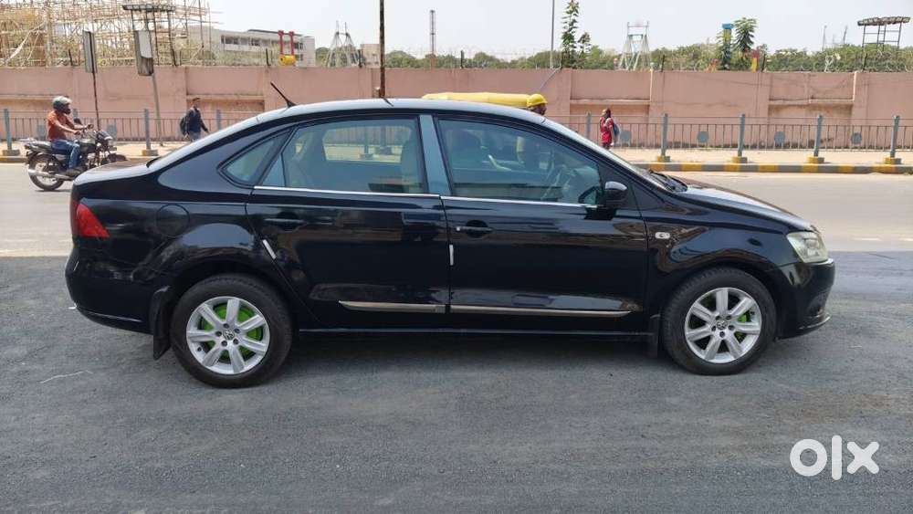 Volkswagen Vento 1.5 Tdi Highline Plus At, 2011, Petrol