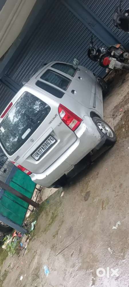 अच्छी गाड़ी है