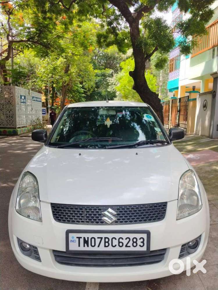 Maruti Suzuki Swift Vxi + Manual, 2009, Petrol