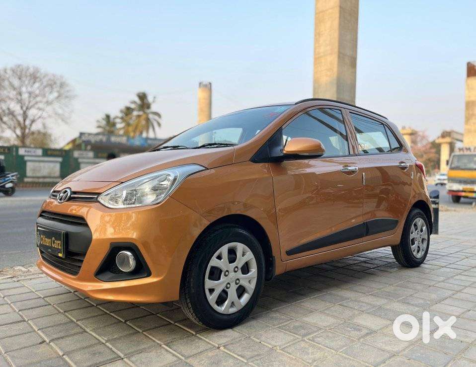 Hyundai Grand I10 Sportz, 2013, Petrol