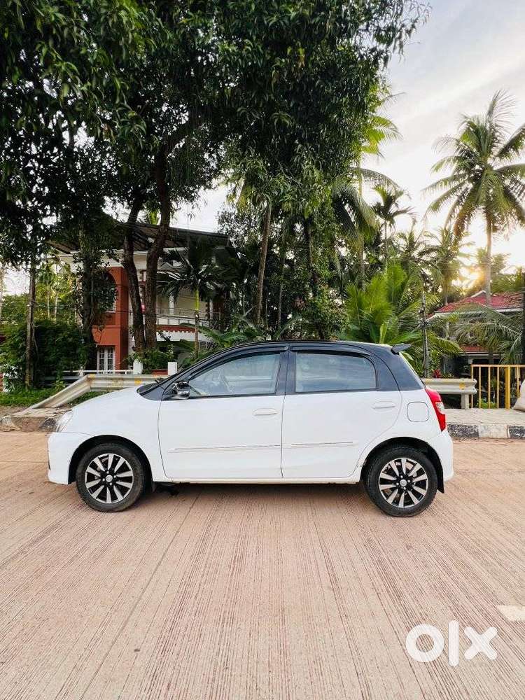 Toyota Etios Liva 1.2 Vx, 2019, Petrol