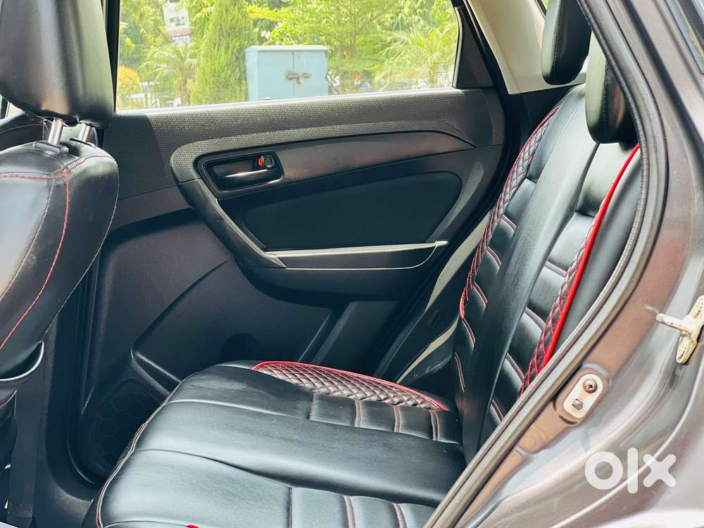 Maruti Suzuki Brezza 1.5 Vxi Smart Hybrid, 2020, Petrol