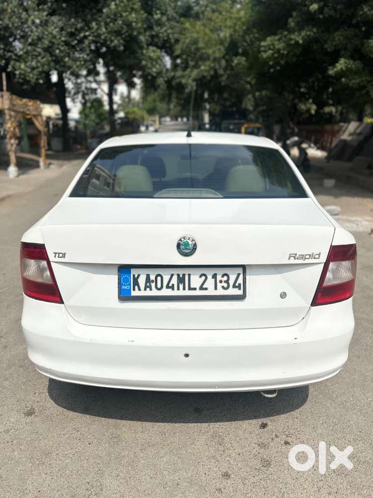 Skoda Rapid 1.6 Mpi Ambition, 2012, Diesel