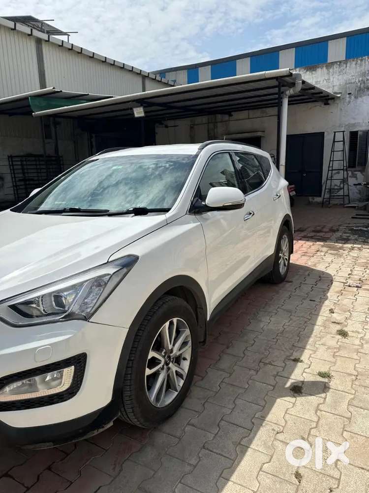 Hyundai New Santa Fe 2015 Diesel Well Maintained