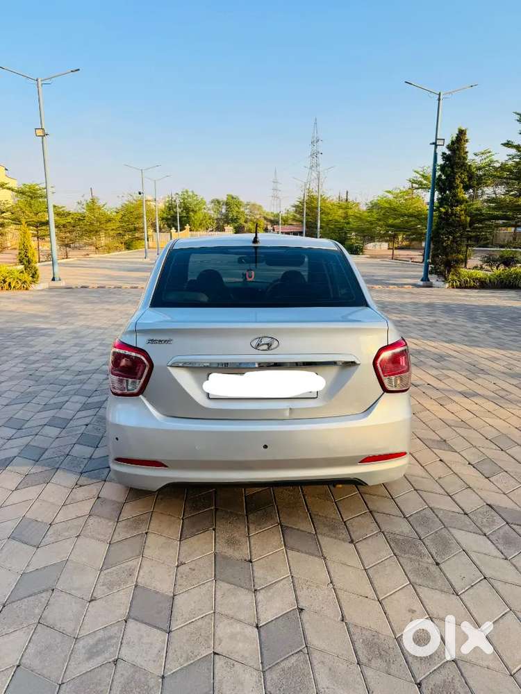 Hyundai Xcent 2014 Petrol Well Maintained