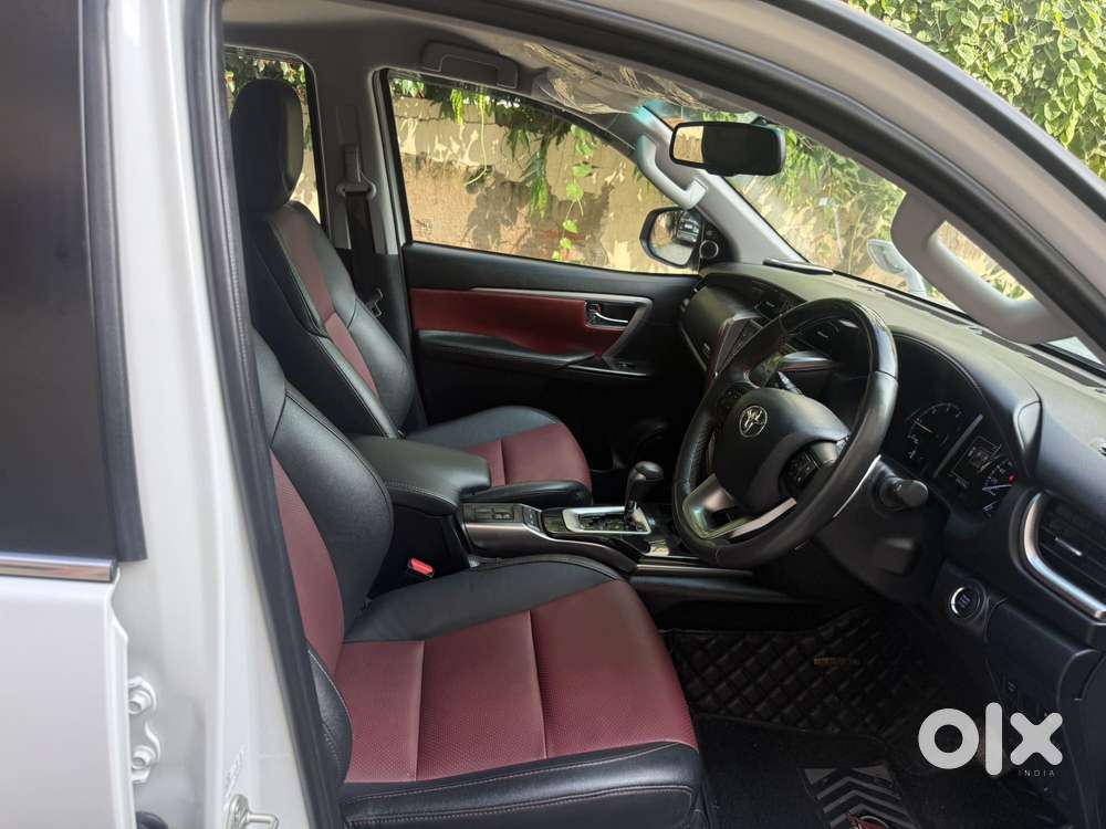 Toyota Fortuner Legender 4x4 At 2.8, 2024, Diesel