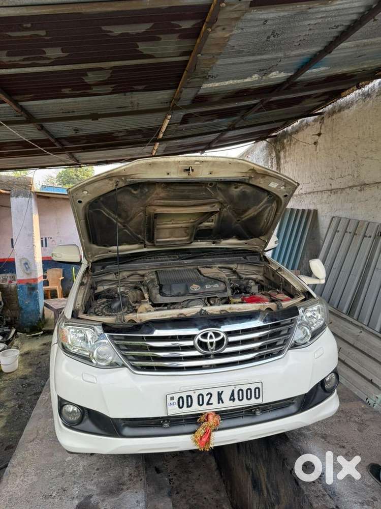 Toyota Fortuner 2013 Diesel Well Maintained