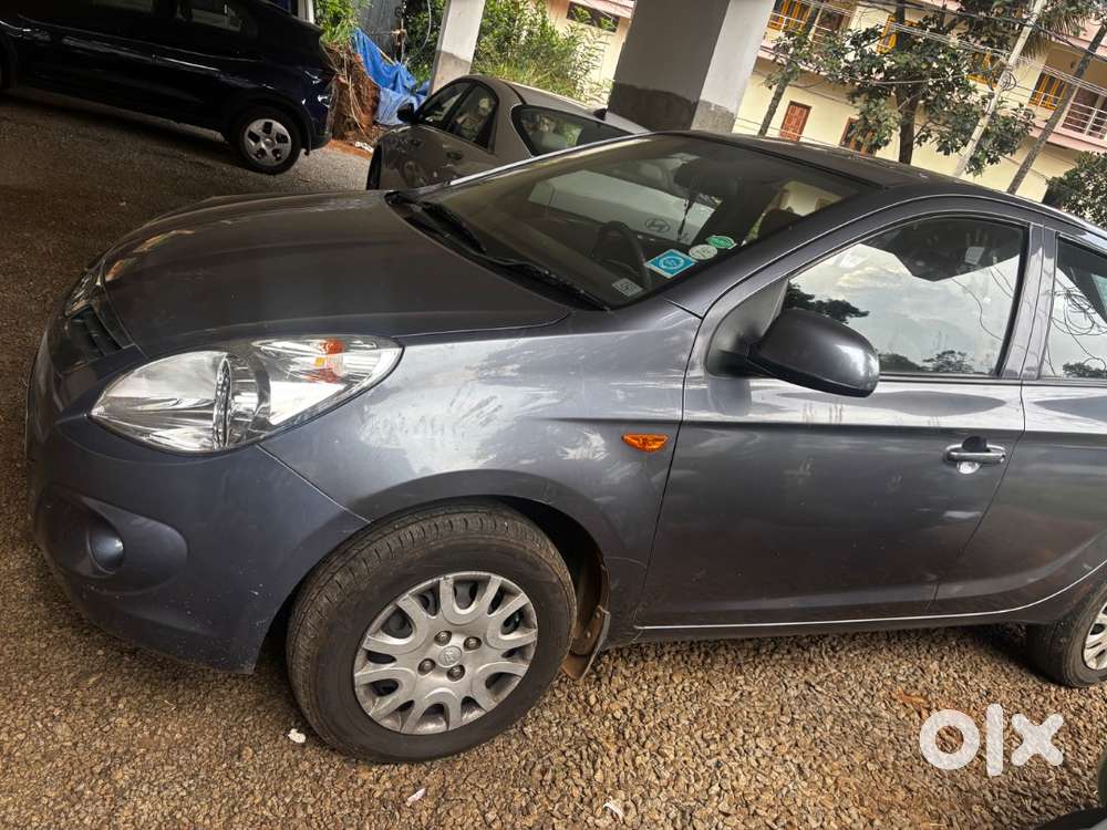 Hyundai I20 2010 Diesel 80000 Km Driven