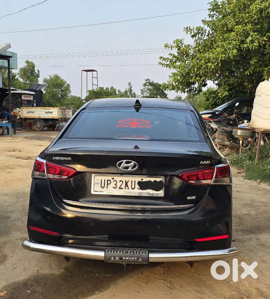 Hyundai Verna 1600cc Automatic