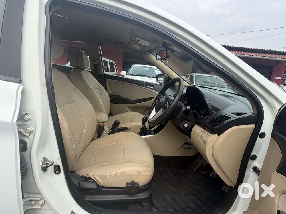 Hyundai Verna 1.6 Sx Vtvt, 2012, Petrol