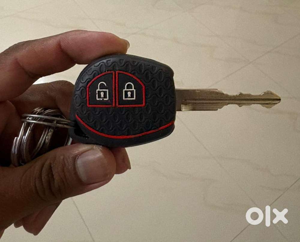 Maruti Suzuki Swift Vxi - Middle Variant - 2022 March - Single Hand