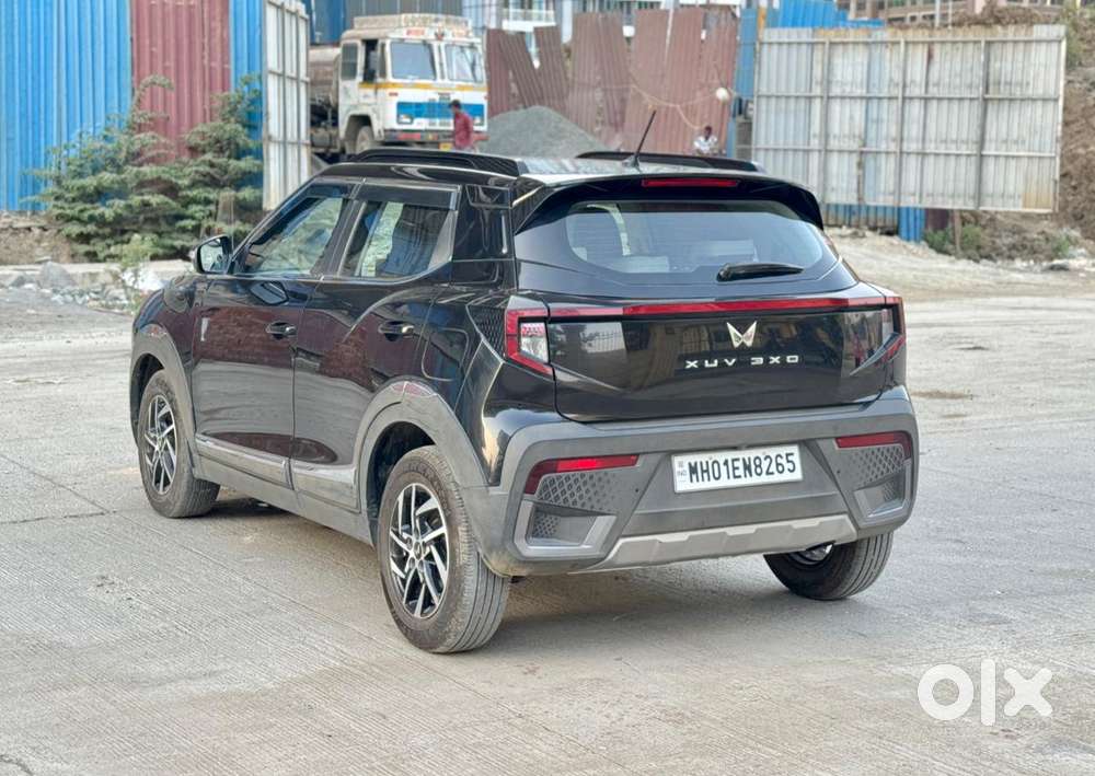 Mahindra Xuv 3xo Ax5 Pm Mt, 2024, Petrol