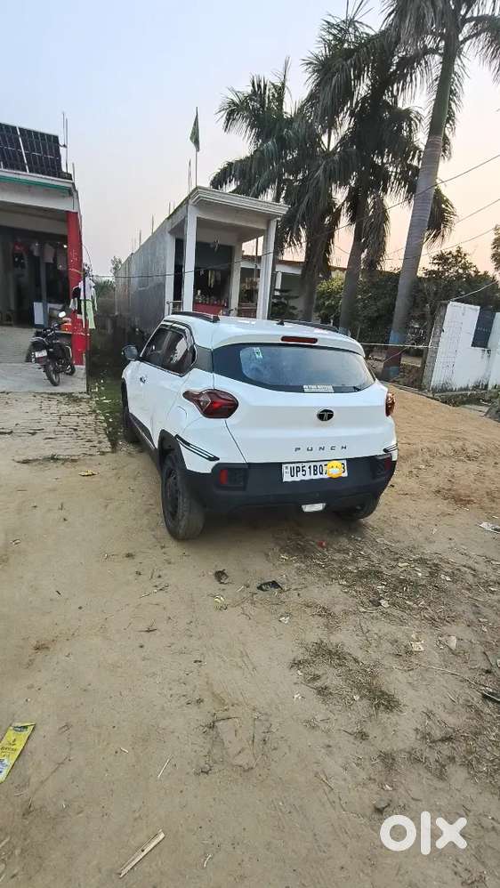 Tata Punch 2024 पेट्रोल Well Maintained
Urgent Sale