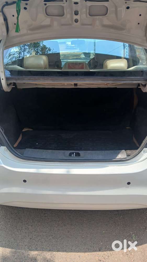 Maruti Suzuki Dzire 2017-2020 Vdi, 2017, Diesel