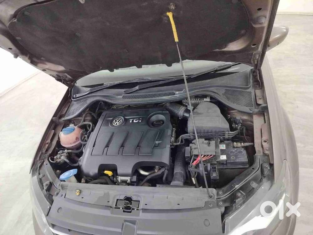 Well Maintained 2016 Volkswagen Vento 1.5l Highline Diesel Automatic