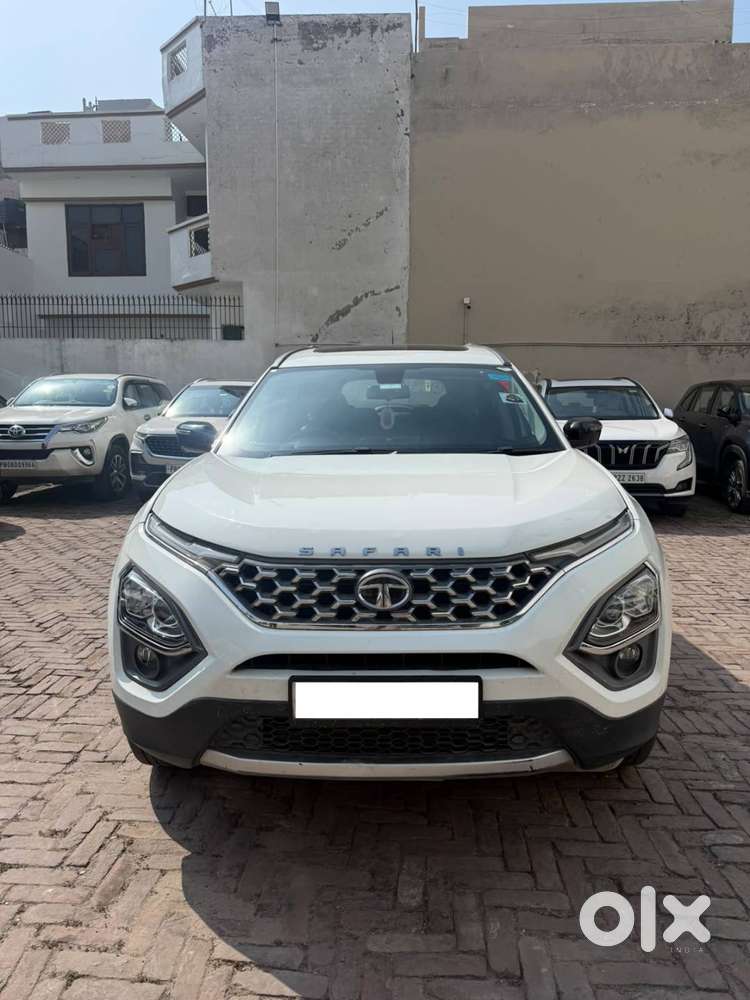 Tata Safari Xt+ Diesel 2021