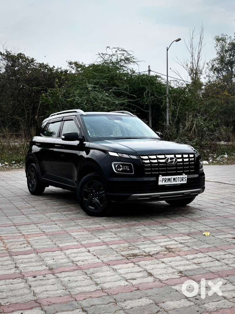 Hyundai Venue S 1.2 Petrol, 2025, Cng & Hybrids