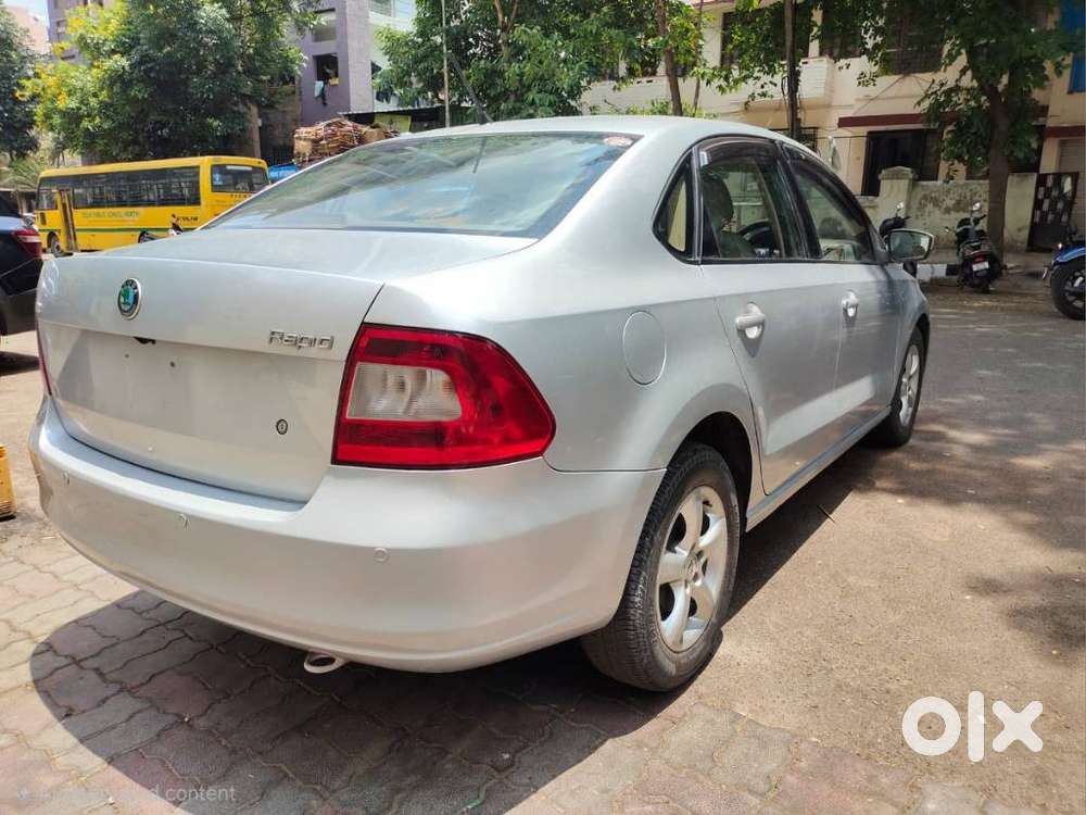 Skoda Rapid Elegance 1.6 Tdi Cr Manual, 2012, Diesel