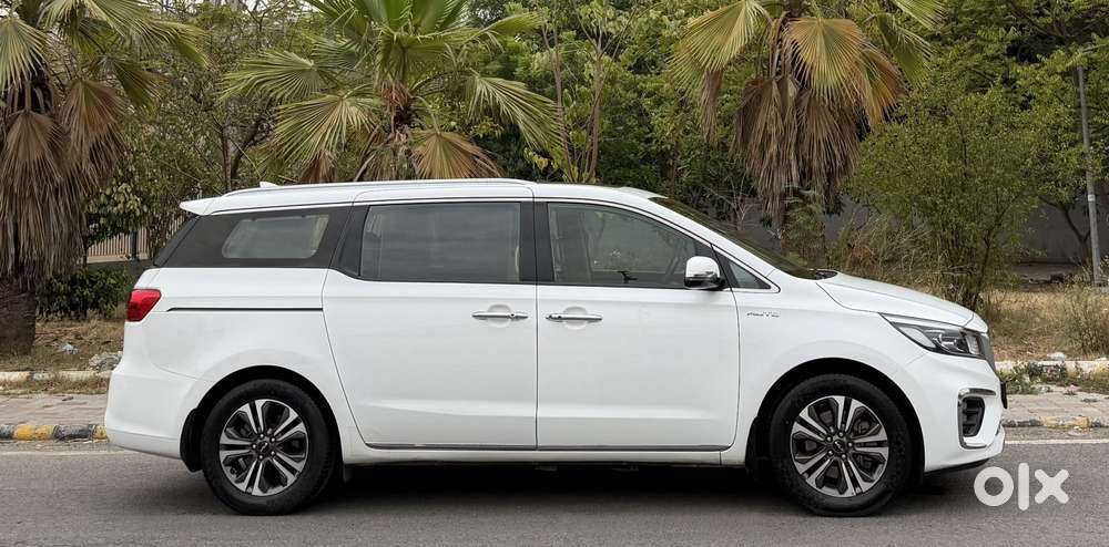 Kia Carnival Limousine Plus 7 Str, 2022, Diesel