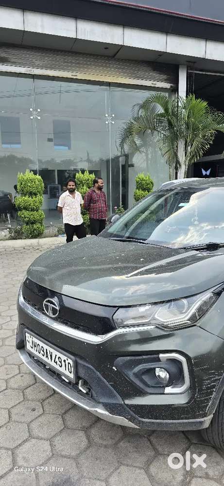 Fully Loaded Tata Nexon Xz+ (o) 2021 – Top Model With Sunroof.